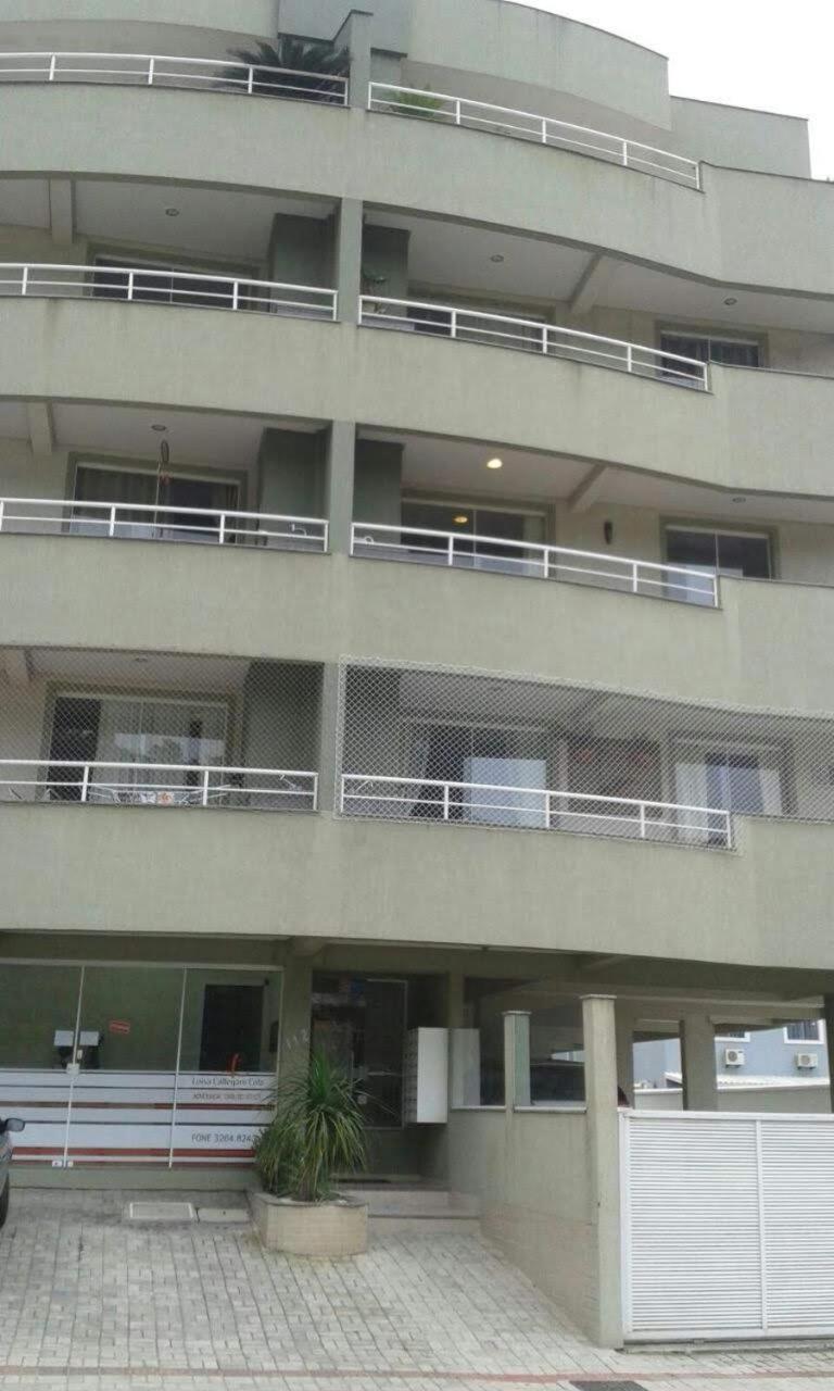 Apartamento Aluguel Temporada Bombinhas Bagian luar foto