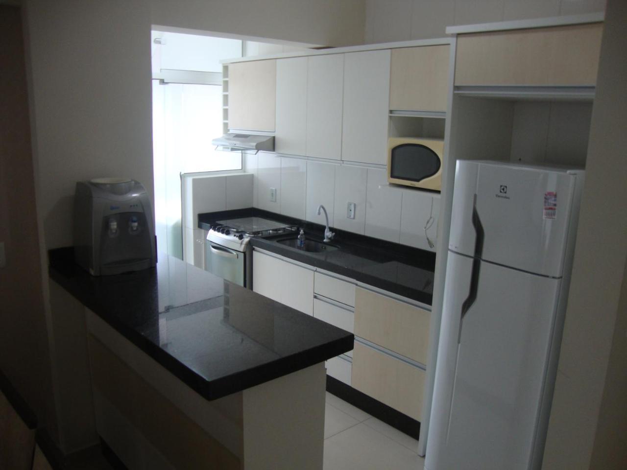 Apartamento Aluguel Temporada Bombinhas Bagian luar foto